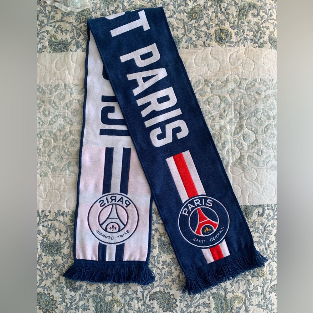 🇫🇷PARIS ST. GERMAIN SCARF🇫🇷